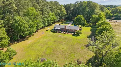 Exterior - 5585 Ware Neck Rd, Gloucester, VA 23061 photo 8 of 8