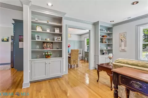 Entry Way - 5585 Ware Neck Rd, Gloucester, VA 23061 photo 2 of 2