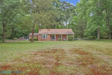 Exterior - 3597 Hickory Fork Rd, Gloucester, VA 23061 photo 5 of 5