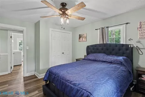 Bedroom - 3597 Hickory Fork Rd, Gloucester, VA 23061 photo 2 of 8