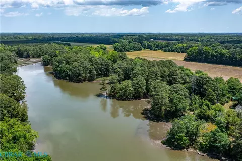 1439 N River Rd, Bohannon, VA 23021 photo 16