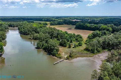 1439 N River Rd, Bohannon, VA 23021 photo 8