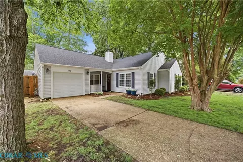 240 Seasons Trl, Newport News, VA 23602