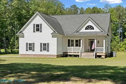 81 Hartfield Grn, Hartfield, VA 23071