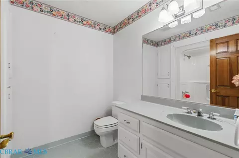 Bath - 5508 York Haven Ln, Gloucester, VA 23061 photo 7 of 9