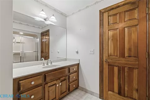 Bath - 5508 York Haven Ln, Gloucester, VA 23061 photo 9 of 9