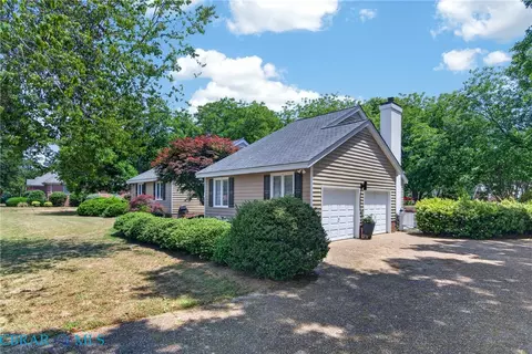 1801 Sawgrass Pointe Dr, Hayes, VA 23072