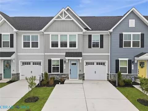 7273 Peyton Randolph Ln, New Kent, VA 23124