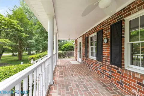 Exterior - 1340 Riverview Dr, West Point, VA 23181 photo 4 of 15