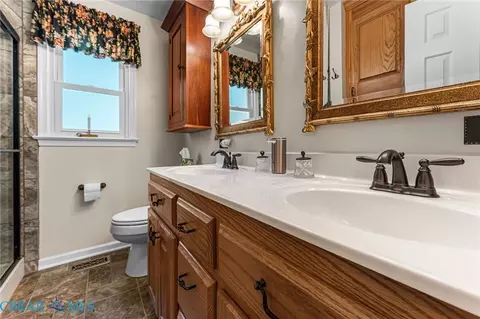 5479 Jonquil Ln, Gloucester, VA 23061 photo 22