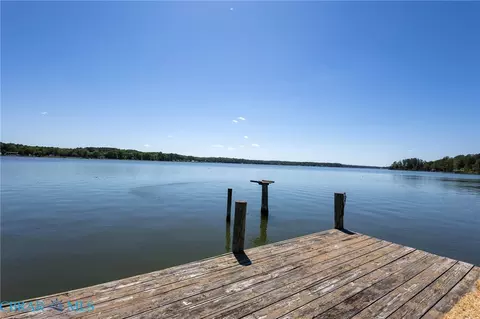 View/Area - 456 Ridge Rd, Hartfield, VA 23071 photo 2 of 9