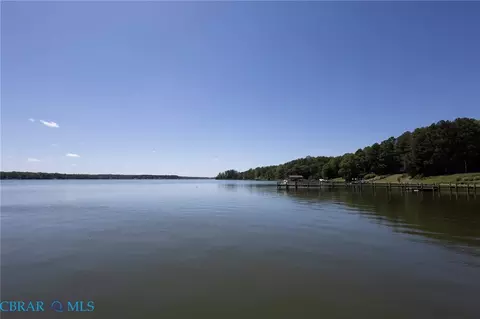 View/Area - 456 Ridge Rd, Hartfield, VA 23071 photo 4 of 9