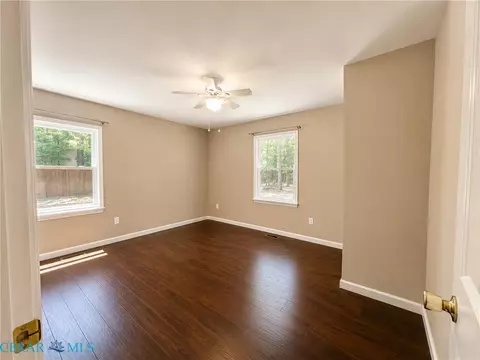 Bedroom - 8253 Manor Dr, Gloucester, VA 23061 photo 3 of 3