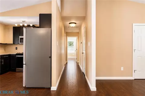 Entry Way - 8253 Manor Dr, Gloucester, VA 23061 photo 1 of 2