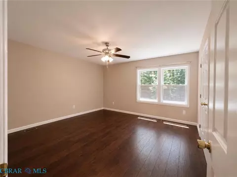 Bedroom - 8253 Manor Dr, Gloucester, VA 23061 photo 1 of 3