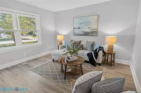 Living - 6464 Meadow Dr, Gloucester, VA 23061 photo 2 of 3