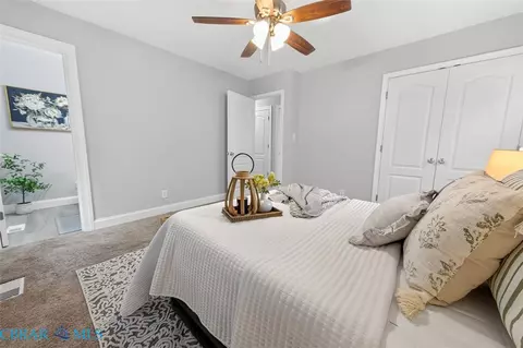 Bedroom - 6464 Meadow Dr, Gloucester, VA 23061 photo 3 of 7