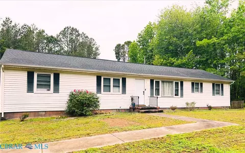 868 Simonson Rd, Farnham, VA 22460