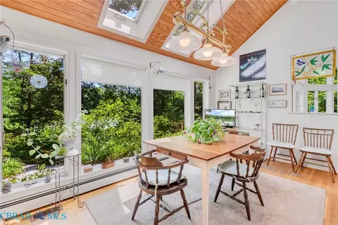 Dining - 141 Walden Dr, Weems, VA 22576 photo 3 of 4