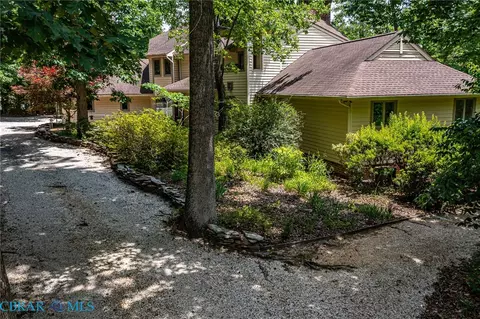 Exterior - 141 Walden Dr, Weems, VA 22576 photo 7 of 11
