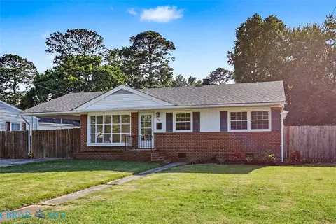 129 Lynnhaven Dr, Hampton, VA 23666 photo 3