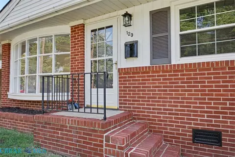 129 Lynnhaven Dr, Hampton, VA 23666 photo 4