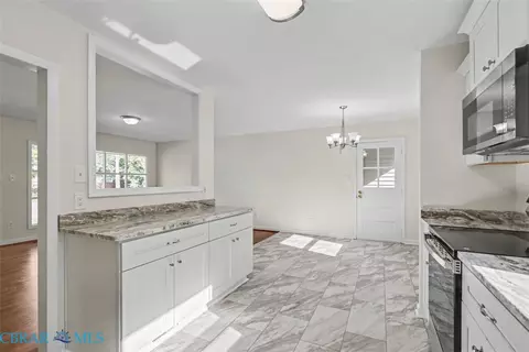 129 Lynnhaven Dr, Hampton, VA 23666 photo 17