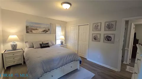 Bedroom - 1709 Pine Tree Dr, Gloucester Point, VA 23062 photo 4 of 4