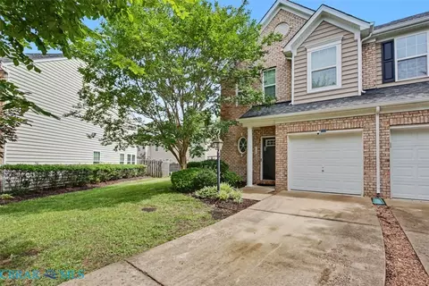 113 Hale Cir, Yorktown, VA 23690