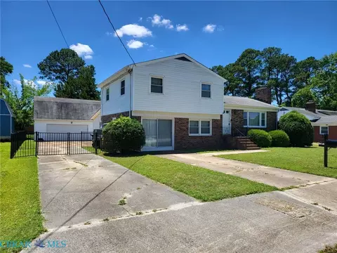 Exterior - 407 Shoreline Dr, Hampton, VA 23669 photo 3 of 7