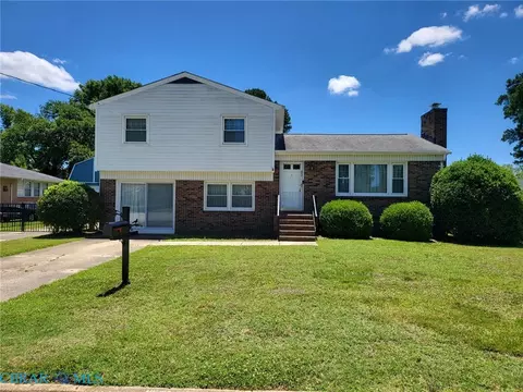 407 Shoreline Dr, Hampton, VA 23669