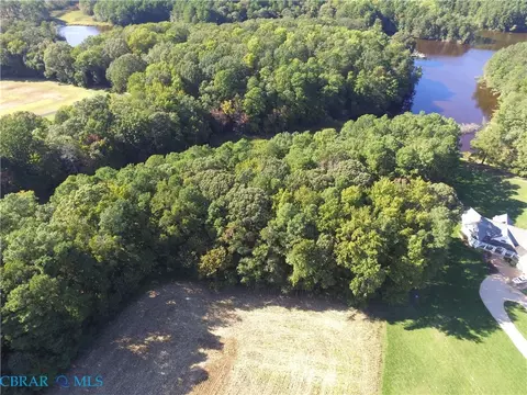 089 Rocktown Rd # A, Reedville, VA 22539