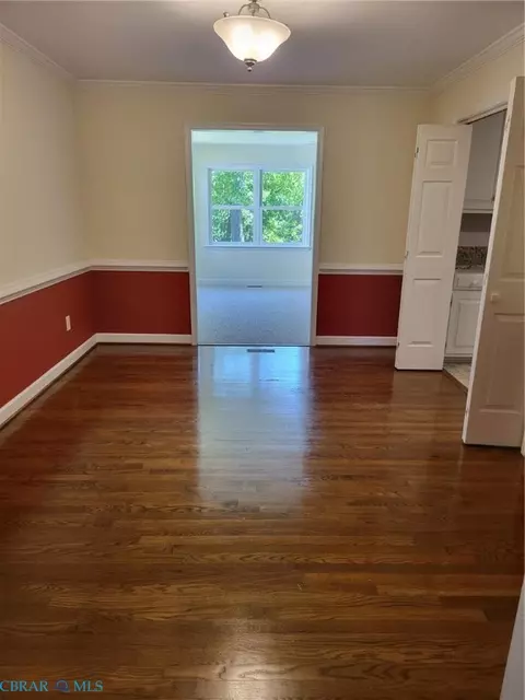 Dining - 90 Hampton Roads Ave, Hampton, VA 23661 photo 1 of 1