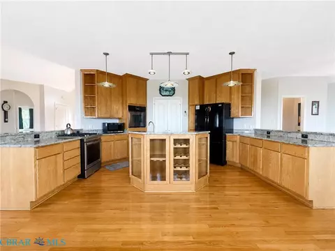 Kitchen - 1214 Dandy Loop Rd, Yorktown, VA 23692 photo 2 of 2