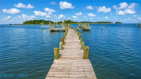View/Area - 1214 Dandy Loop Rd, Yorktown, VA 23692 photo 6 of 9