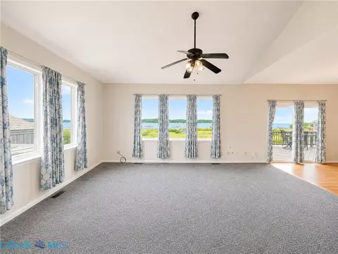 Living - 1214 Dandy Loop Rd, Yorktown, VA 23692 photo 4 of 6
