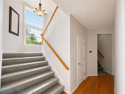 Entry Way - 1214 Dandy Loop Rd, Yorktown, VA 23692 photo 4 of 6