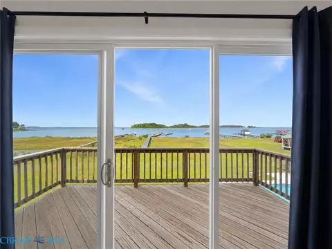 View/Area - 1214 Dandy Loop Rd, Yorktown, VA 23692 photo 8 of 9