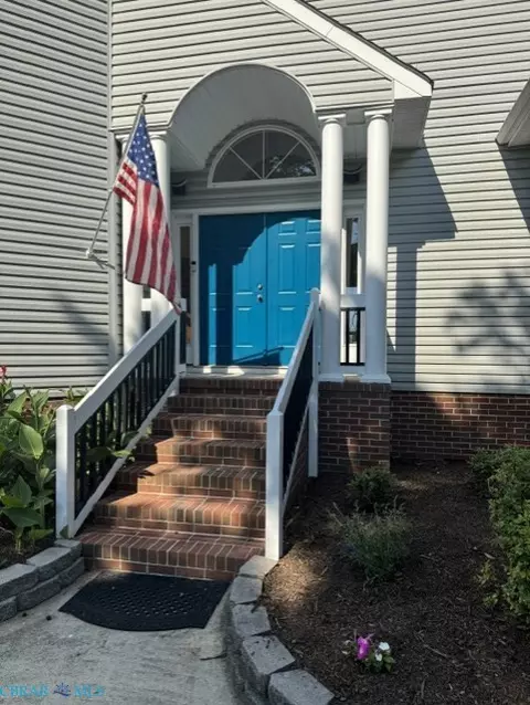Exterior - 1214 Dandy Loop Rd, Yorktown, VA 23692 photo 5 of 6