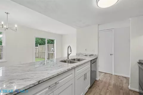 18 Bayview Ct, Hampton, VA 23664 photo 20