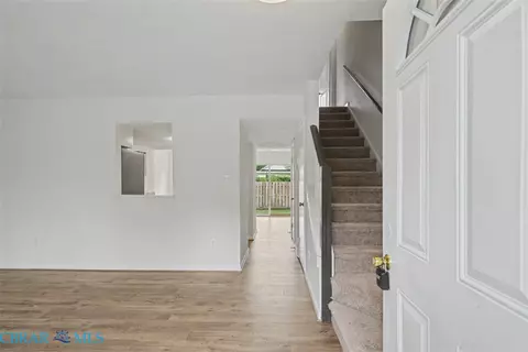 18 Bayview Ct, Hampton, VA 23664 photo 5