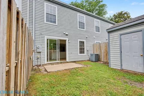 18 Bayview Ct, Hampton, VA 23664 photo 36