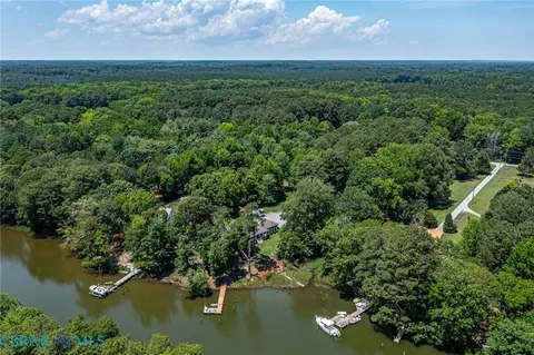 View/Area - 1060 Ocran Rd, White Stone, VA 22578 photo 3 of 14