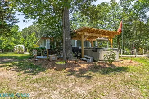Exterior - 1060 Ocran Rd, White Stone, VA 22578 photo 24 of 31
