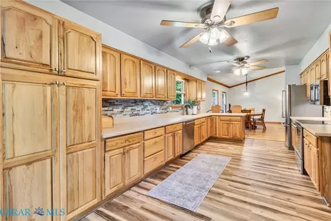Kitchen - 1060 Ocran Rd, White Stone, VA 22578 photo 5 of 6