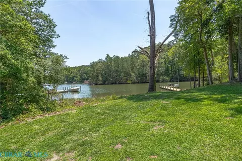 Exterior - 1060 Ocran Rd, White Stone, VA 22578 photo 16 of 31