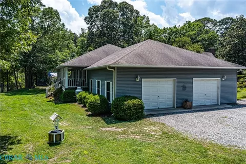 Exterior - 1060 Ocran Rd, White Stone, VA 22578 photo 8 of 31