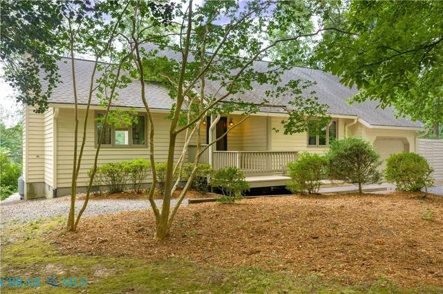 91 Perkins Woods Rd, Urbanna, VA 23175