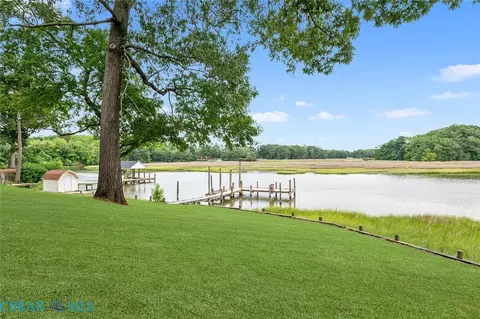 5286 Bennetts Pasture Rd, Suffolk, VA 23435