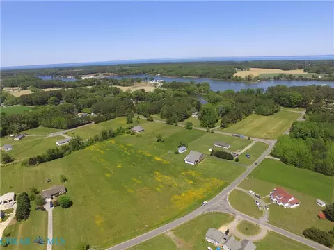 28 66 Little River Dr # D, Reedville, VA 22539